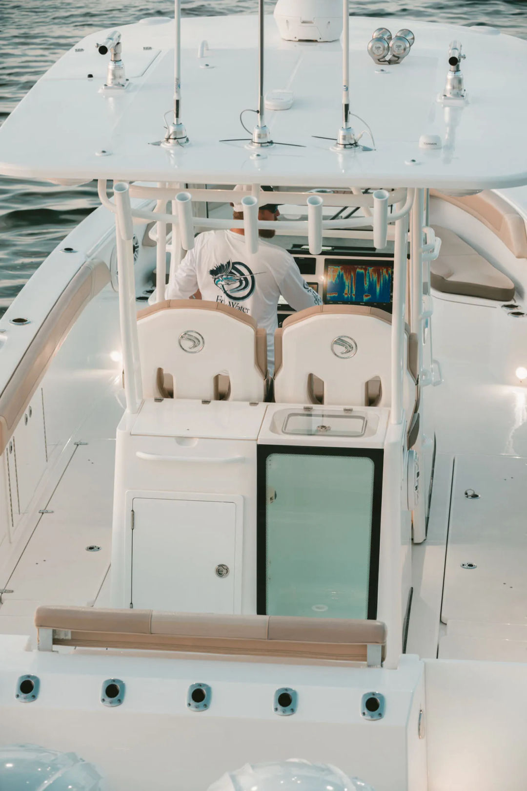 EdgeWater 340CC detail
